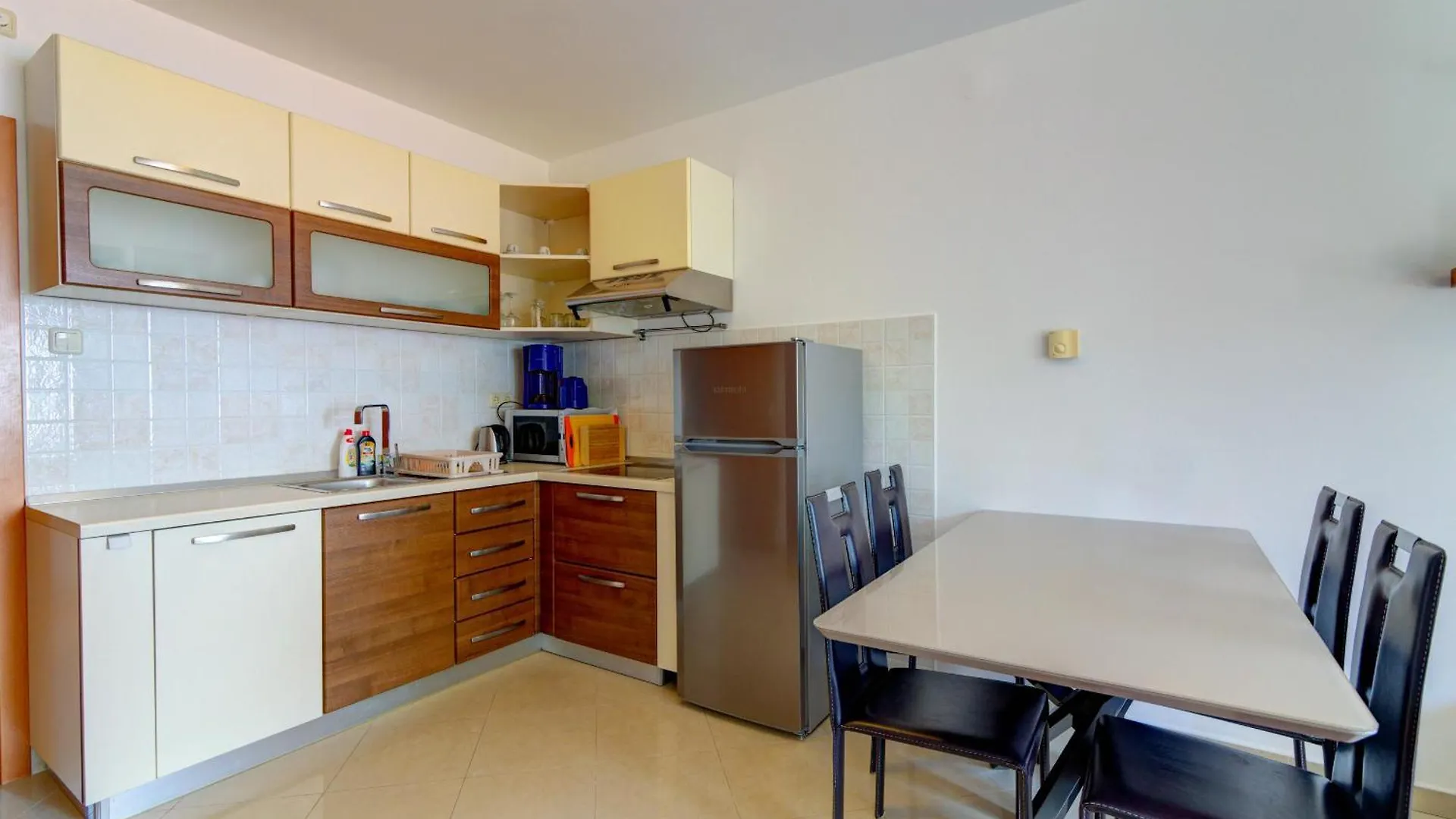 Apartmani Lili 노비비노돌스키 0*,