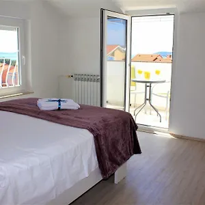 apartment-olive-a2.hotelinzadar.com/
